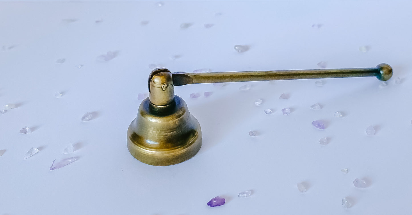 Antique Honey Gold Snuffer